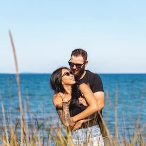 Meet your Posher, Ji